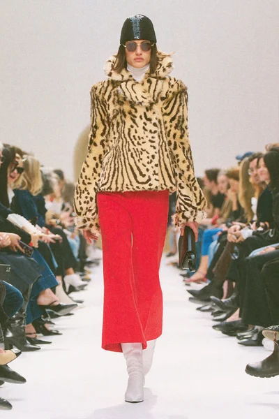 Look 9